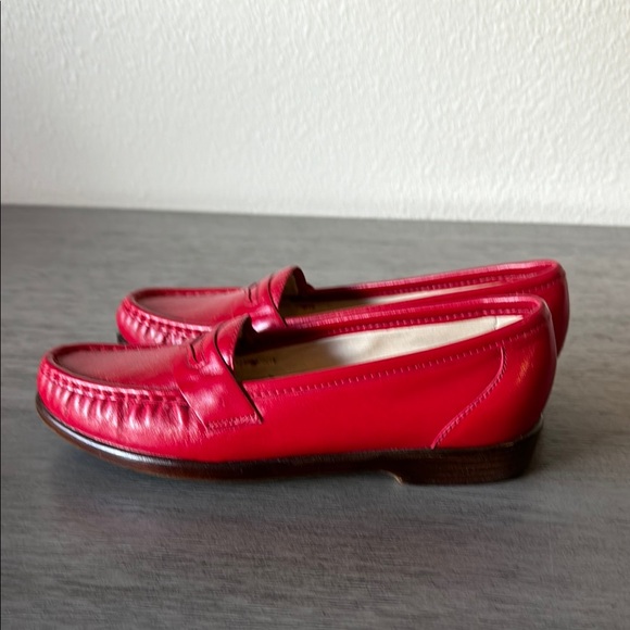 SAS Red Leather Loafers with Stitched Pattern - Picture 3 of 8